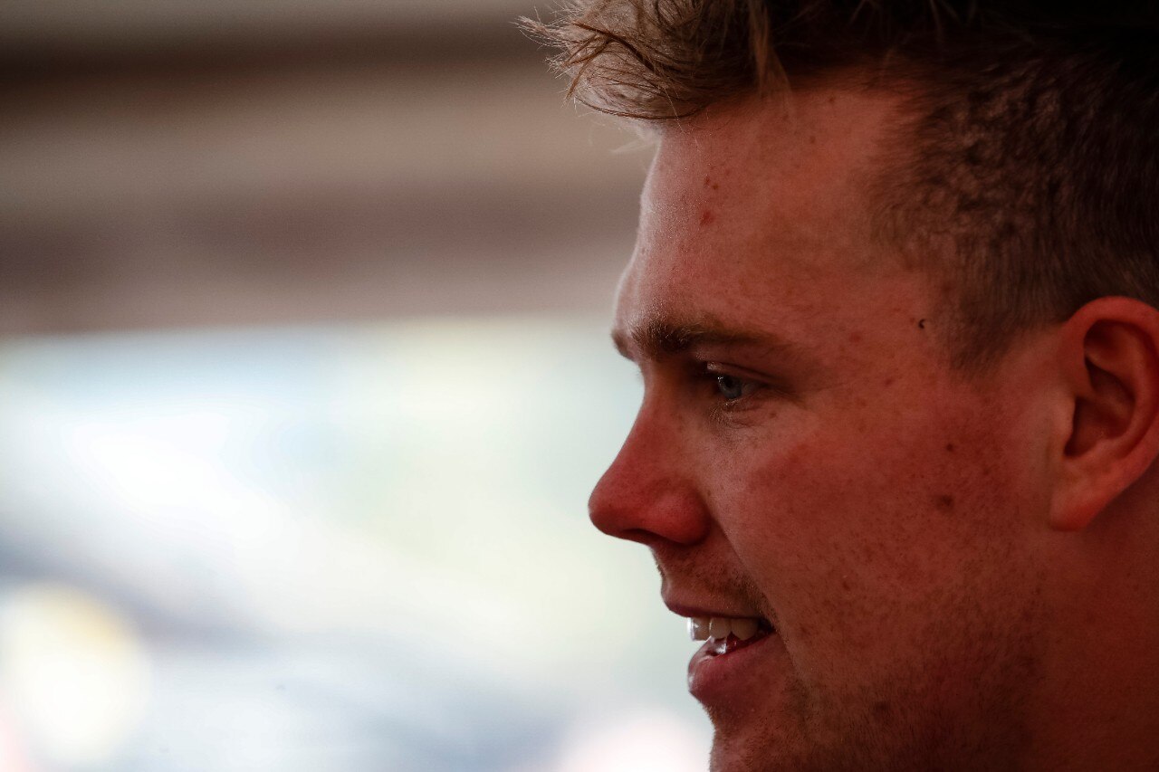 Steve Holcombe: ME LI BEVO TUTTI!